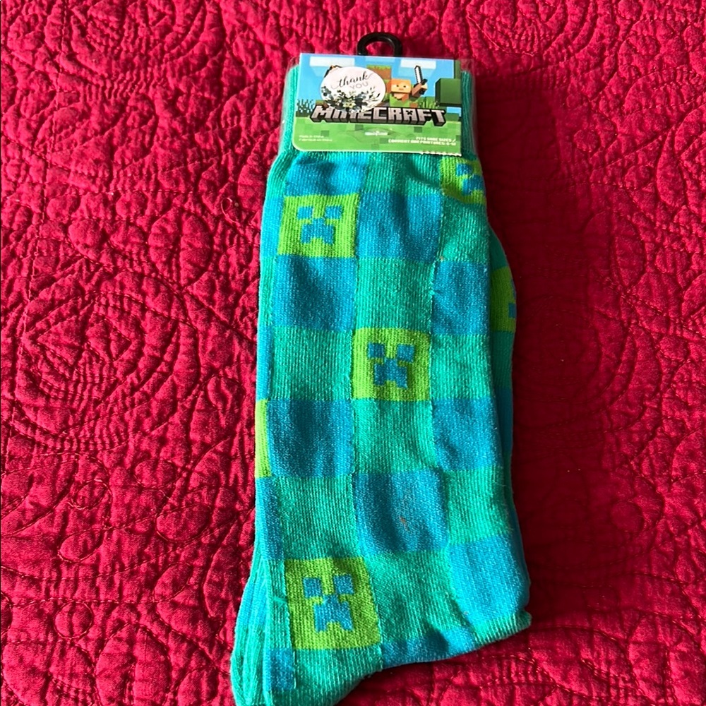 Casual Blue and Green Crew Socks with Pattern
